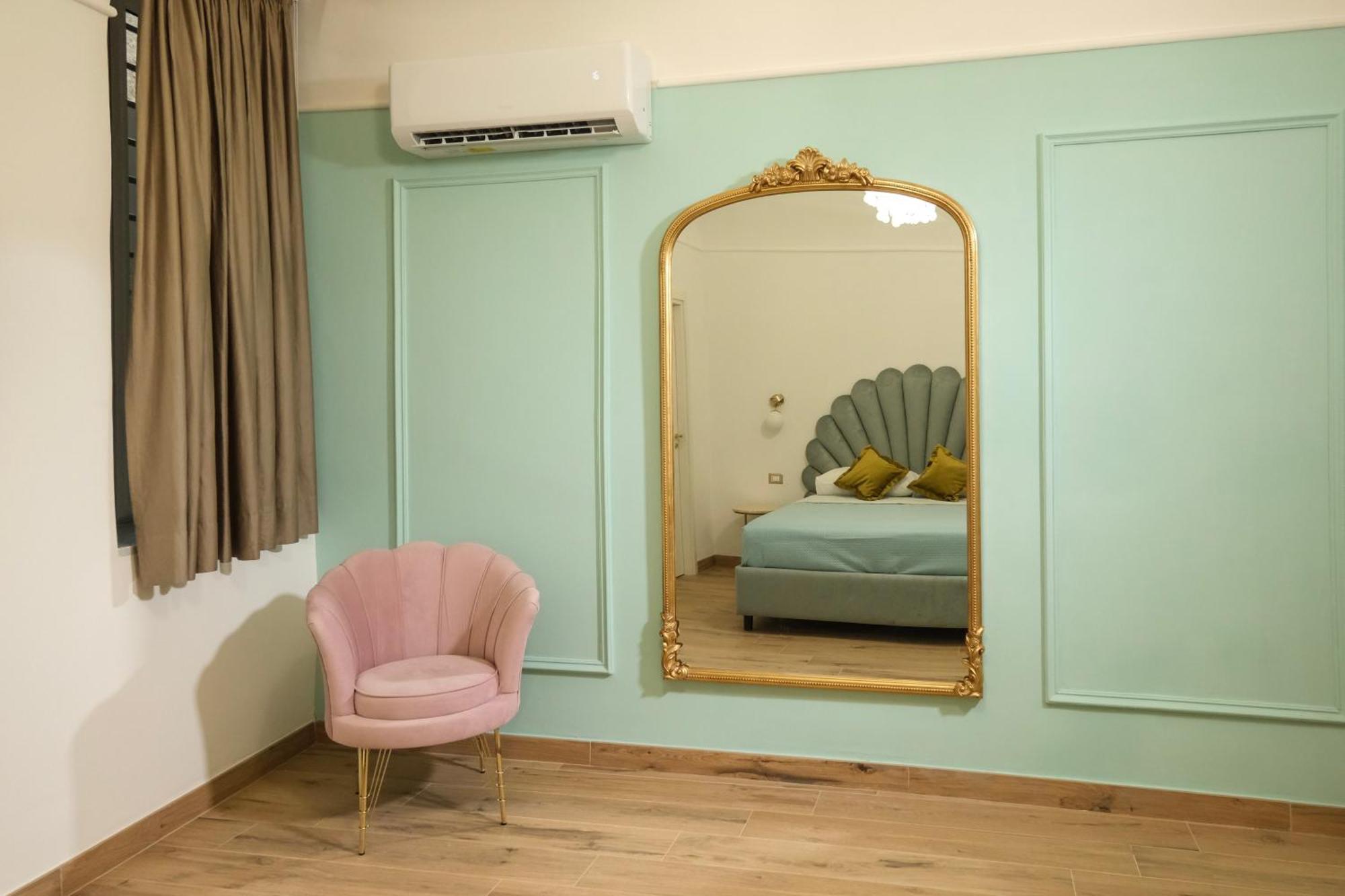 Relais Cristallini Apartment *